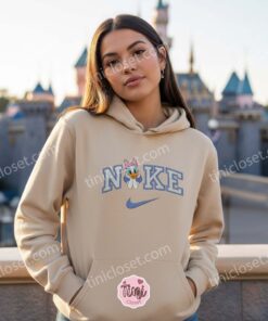 Cute Daisy Duck Embroidered Sweatshirt, Walt Disney Embroidered Hoodie, Cartoon Embroidered T shirt (1)