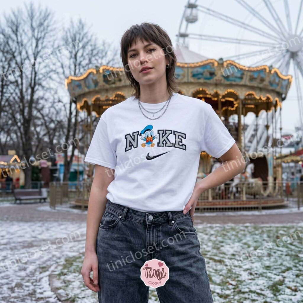 Baby Donald Duck Embroidered Sweatshirt, Disney Embroidered Hoodie, Cartoon Embroidered T-shirt