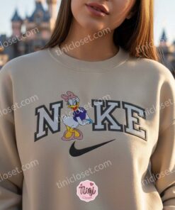 Daisy Duck Embroidered Sweatshirt, Custom Cartoon Hoodie, Disney T shirt, Bestie Matching Shirts (3)