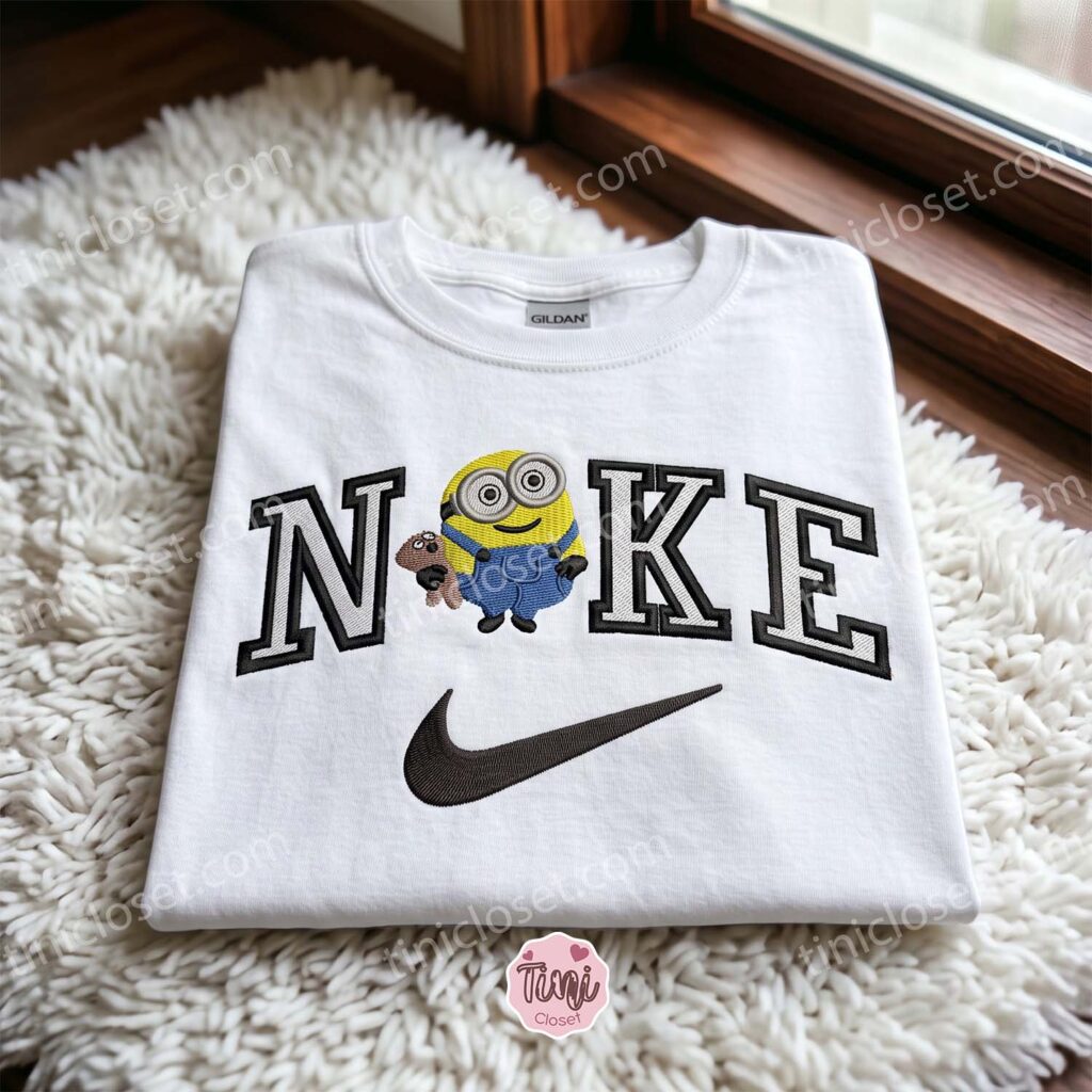 Minion Bob with Tim Bear Embroidered Hoodie, Minions Movie Embroidered Sweatshirt, Embroidered T-shirt Minion Bob with Tim Bear Embroidered Hoodie, Minions Movie Embroidered Sweatshirt, Embroidered T-shirt