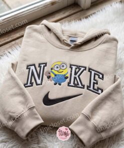 Minion Bob with Tim Bear Embroidered Hoodie, Minions Movie Embroidered Sweatshirt, Embroidered T-shirt 2 Minion Bob with Tim Bear Embroidered Hoodie, Minions Movie Embroidered Sweatshirt, Embroidered T shirt (3)