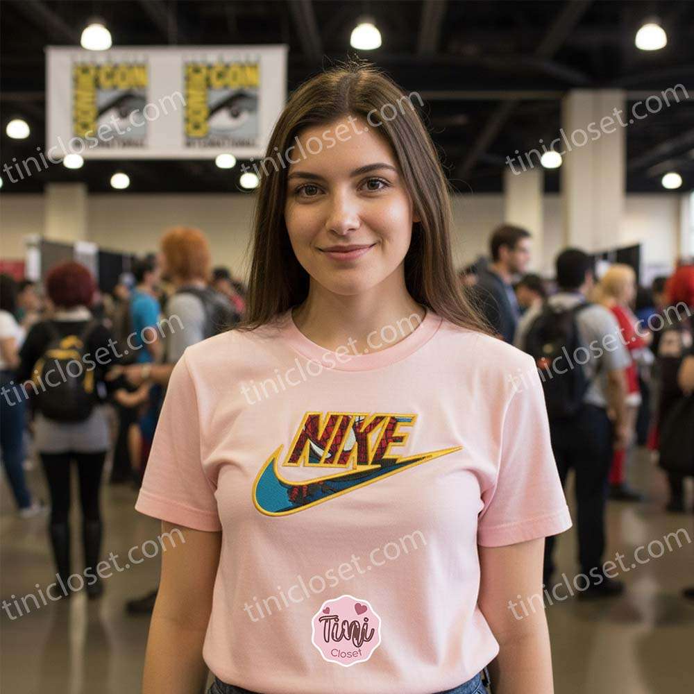 Spider-Man Marvel Universe Embroidered Sweatshirt Hoodie T-shirt Spider-Man Marvel Universe Embroidered Sweatshirt Hoodie T-shirt