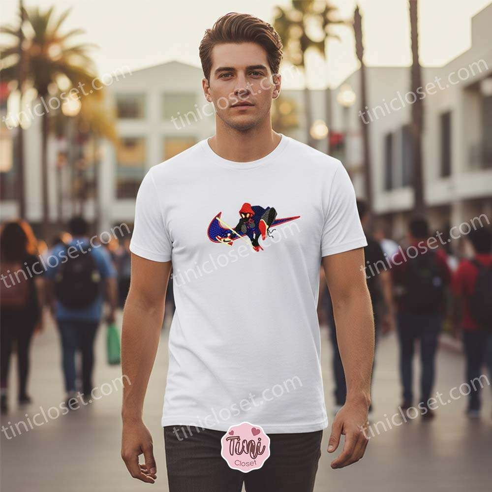 Marvel Cinematic Universe Spider-Man Embroidered Crewneck Hoodie & T-Shirt Marvel Cinematic Universe Spider-Man Embroidered Crewneck Hoodie & T-Shirt