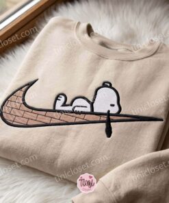 Snoopy Peanuts Swoosh Embroidered Sweatshirt, Cartoon Embroidered Shirt, Unique Family Gifts (2)