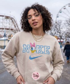 Happy Daisy Duck Embroidered Shirt, Disney Characters Embroidered Hoodie, Best Gift Ideas For Girls (1)