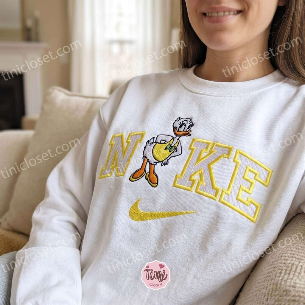 Daisy Duck Embroidered Sweatshirt, Disney Characters Embroidered T-shirt, Cartoon Embroidered Hoodie Daisy Duck Embroidered Sweatshirt, Disney Characters Embroidered T-shirt, Cartoon Embroidered Hoodie