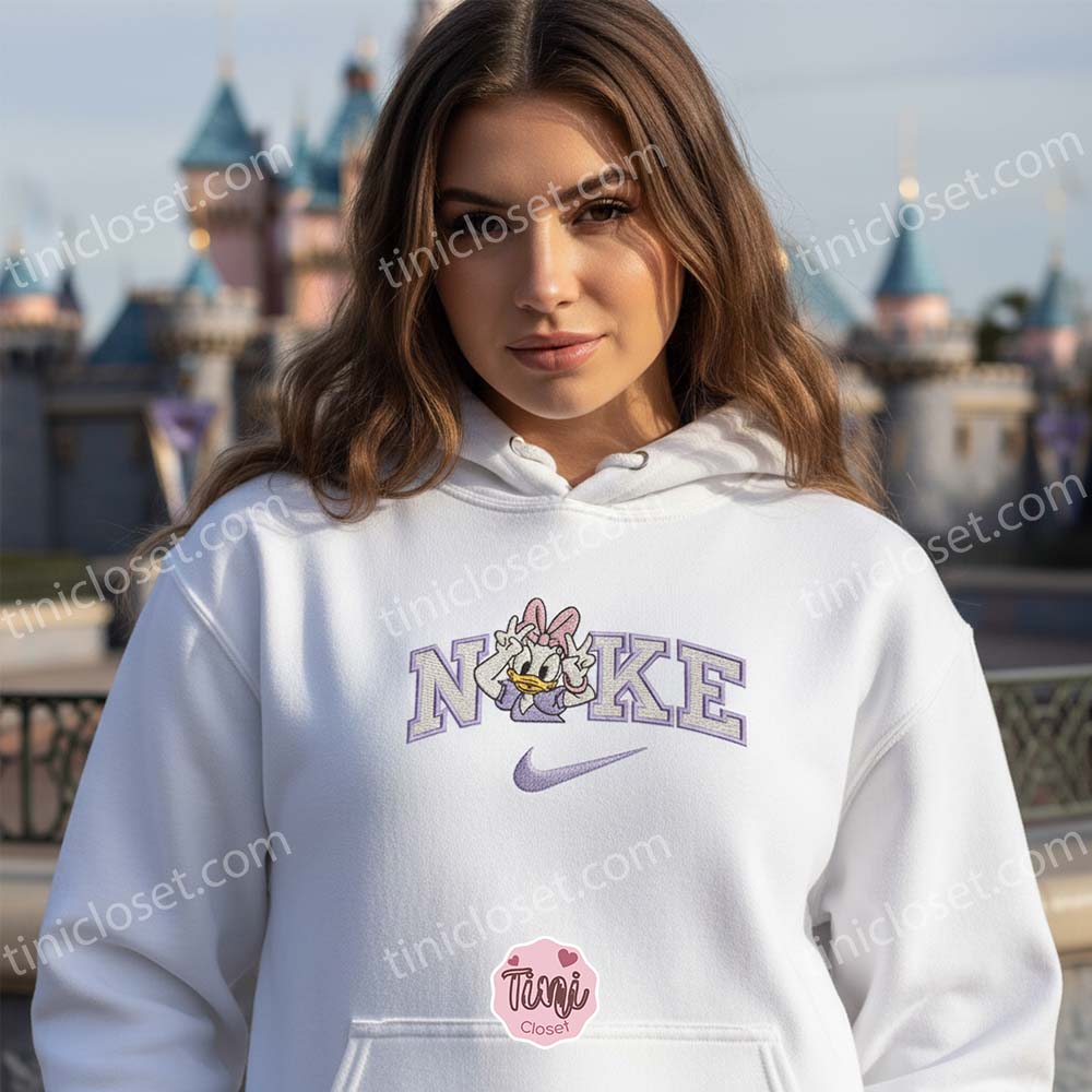 Daisy Duck Embroidered Sweatshirt, Disney Characters Embroidered T-shirt, Cartoon Embroidered Hoodie Daisy Duck Embroidered Sweatshirt, Disney Characters Embroidered T-shirt, Cartoon Embroidered Hoodie