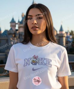 Daisy Duck Embroidered Sweatshirt, Disney Characters Embroidered T-shirt, Cartoon Embroidered Hoodie 2 Daisy Duck Embroidered Sweatshirt, Disney Characters Embroidered T shirt, Cartoon Embroidered Hoodie (3)