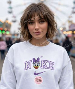 Daisy Duck 100 Years Of Wonder Embroidered Shirt, Disney Characters Embroidered Sweatshirt, Cartoon Embroidered Hoodie (1)