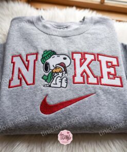 Snoopy And Woodstock Christmas Embroidered Shirt, Cartoon Embroidered Hoodie, Holiday Gift for Family and Friends 1 Snoopy And Woodstock Christmas Embroidered Shirt, Cartoon Embroidered Hoodie, Holiday Gift for Family and Friends (2)