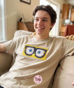 Stressed Eyes SpongeBob Embroidered Sweatshirt, Cartoon Embroidered Hoodie, The Perfect Just Because Gift For Him (3)
