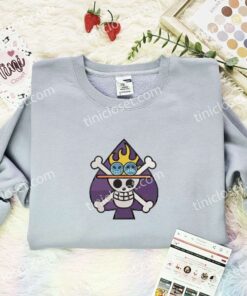 Spade Pirates Jolly Roger Embroidered Shirt, One Piece Embroidered Hoodie, Anime Embroidered Sweatshirt (3)