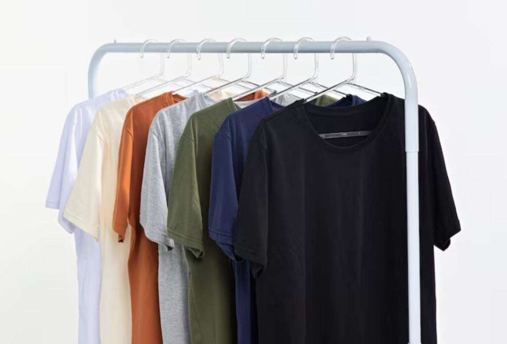 The T-shirt is easy to produce, easy to wear, easy to style, and easy to customize.