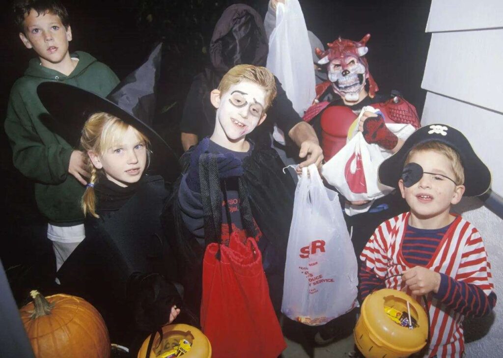 Halloween Activities Millennials Once Loved and What We're Doing Instead Now