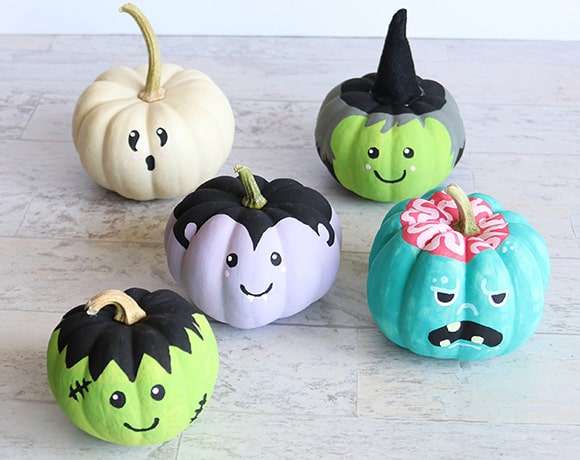 Now we prefer pumpkin painting, mini pumpkins and faux pumpkins.