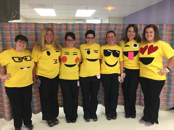 Group themes highlight solidarity and make a stronger impact than individual outfits alone.