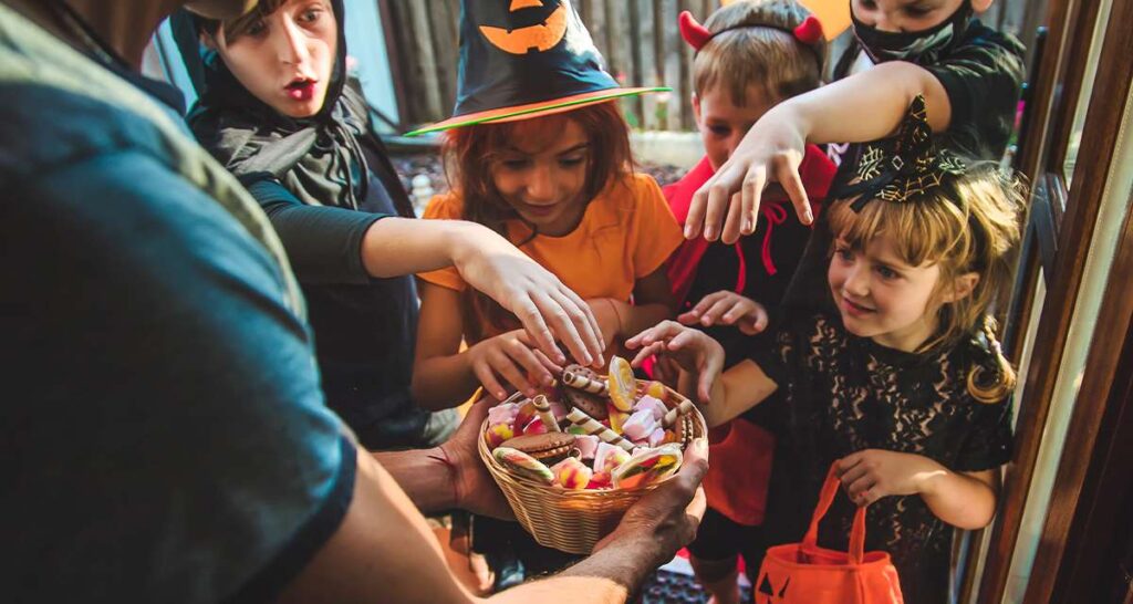 Halloween Gifts for Kids That Aren’t Candy: Why They Are Trendy This Year
