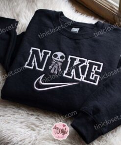Chibi Jack Embroidered Hoodie, Horror Movie Characters Embroidered Shirt, Best Halloween Gift Ideas 3 Chibi Jack Embroidered Hoodie, Horror Movie Characters Embroidered Shirt, Best Halloween Gift Ideas (4)