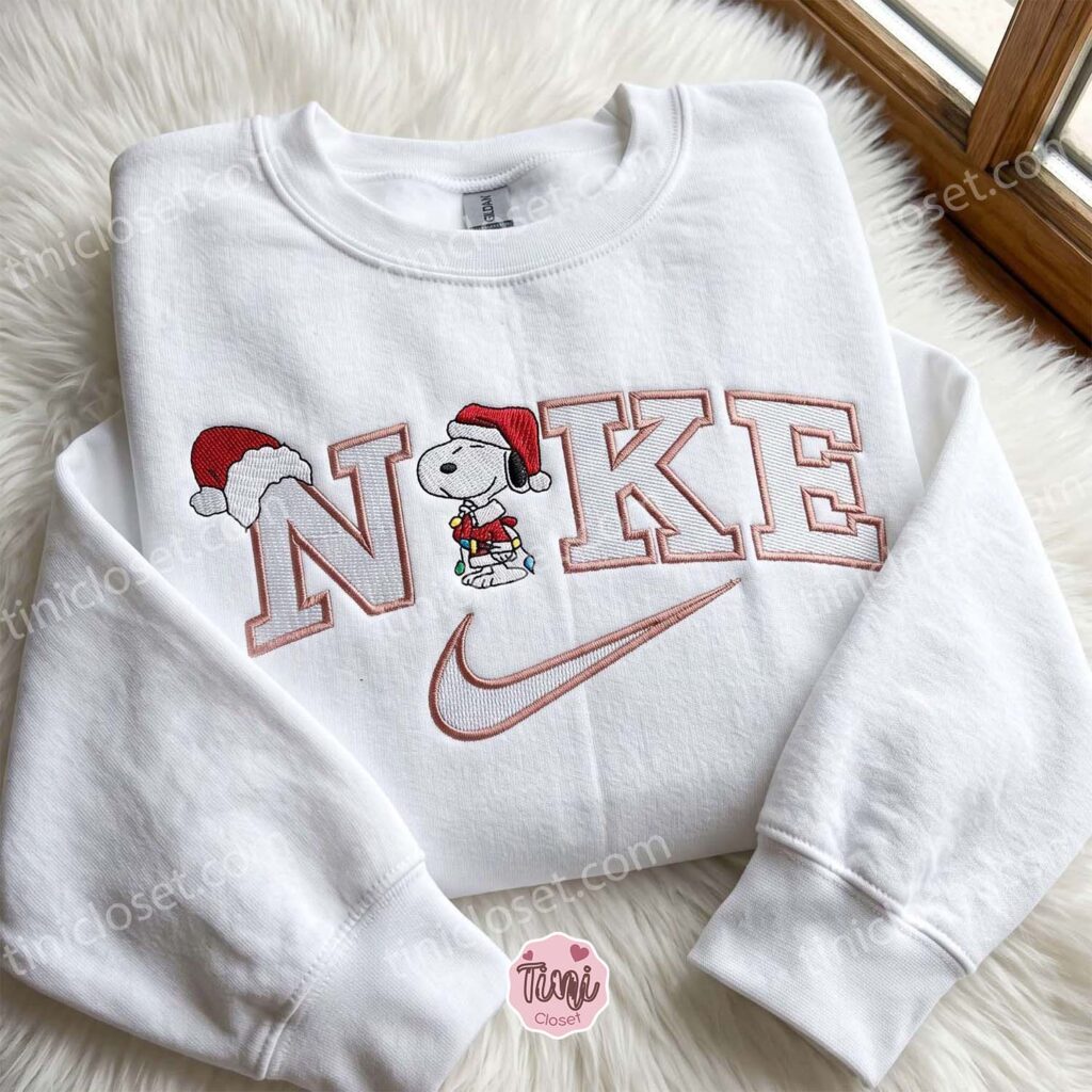Custom Snoopy Christmas Embroidered Sweatshirt, Cartoon Embroidered Hoodie, Holiday Gift for Family and Friends
