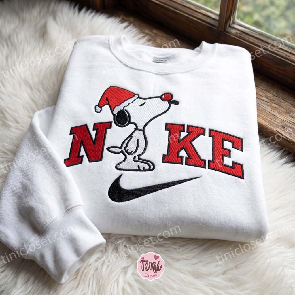 Christmas Snoopy Embroidered Sweatshirt, Peanuts Embroidered Shirt, Best Christmas Day Gift Ideas Christmas Snoopy Embroidered Sweatshirt, Peanuts Embroidered Shirt, Best Christmas Day Gift Ideas