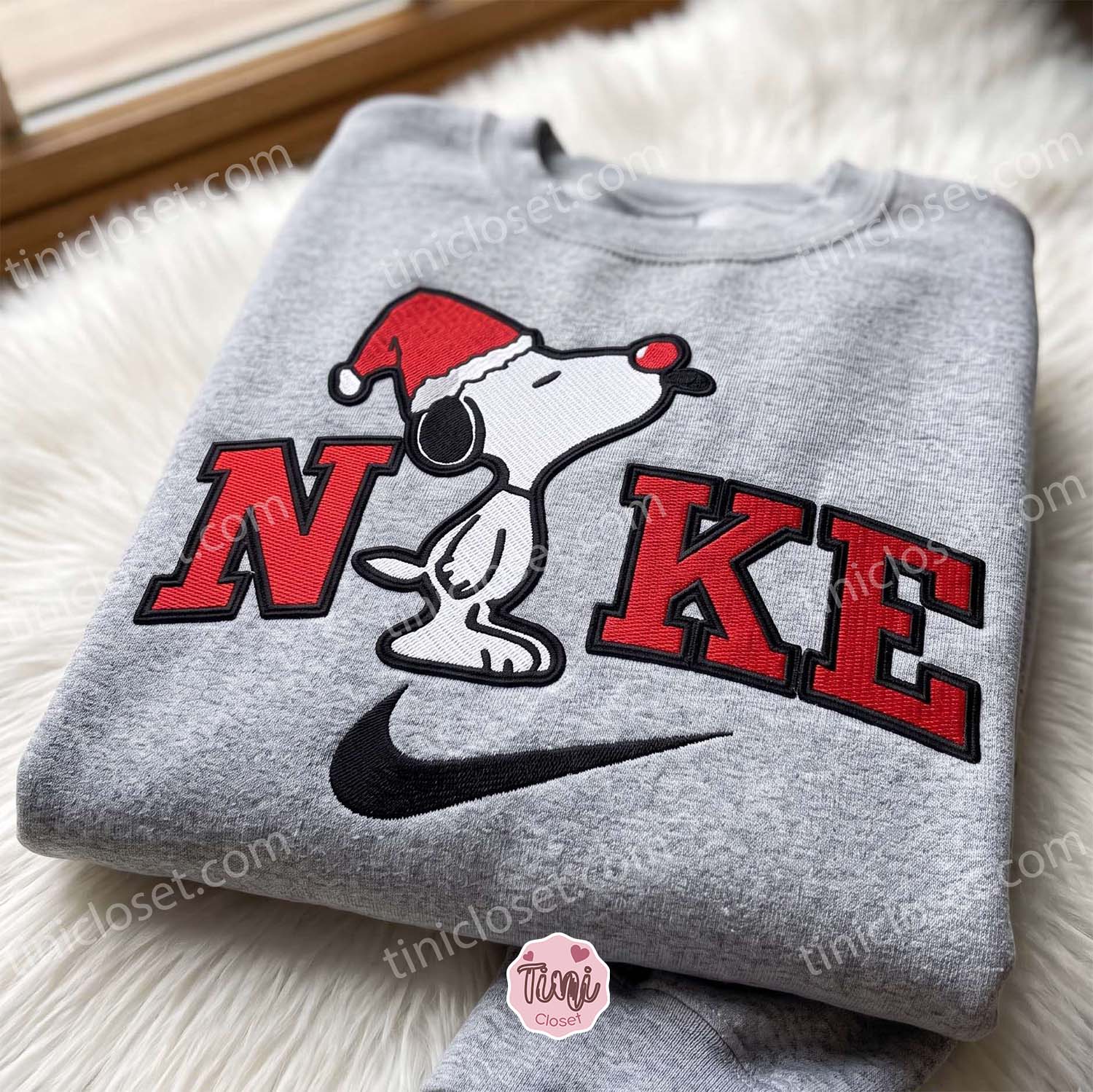 Christmas Snoopy Embroidered Sweatshirt, Peanuts Embroidered Shirt, Best Christmas Day Gift Ideas Christmas Snoopy Embroidered Sweatshirt, Peanuts Embroidered Shirt, Best Christmas Day Gift Ideas