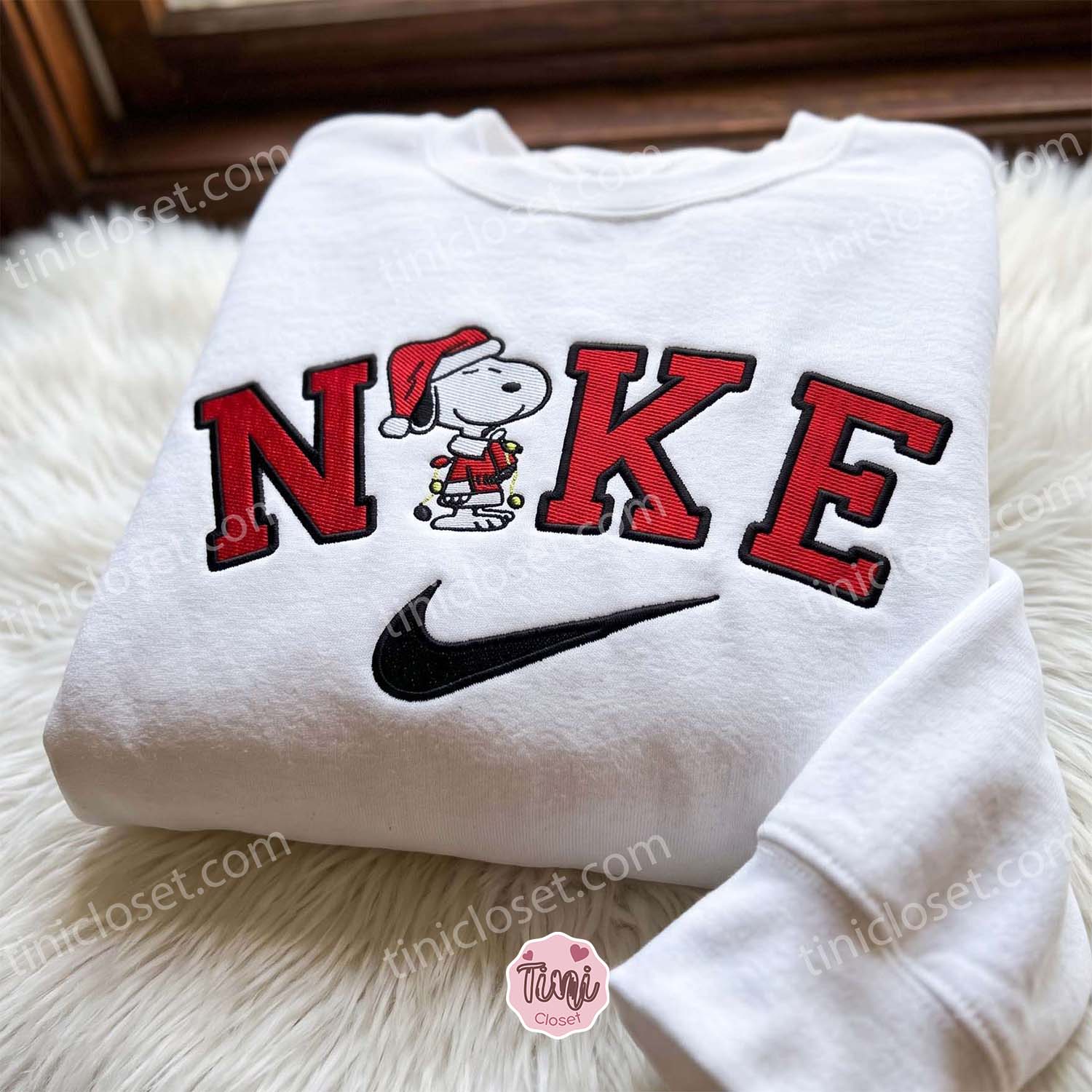 Christmas Snoopy Embroidered Hoodie, Peanuts Cartoon Embroidered Sweatshirt, Christmas Embroidered Shirt Christmas Snoopy Embroidered Hoodie, Peanuts Cartoon Embroidered Sweatshirt, Christmas Embroidered Shirt
