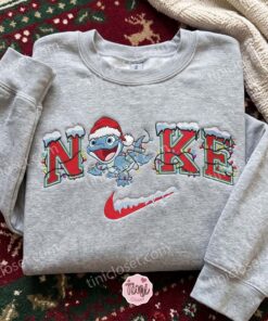 Bruni Xmas Embroidered Shirt, Disney Frozen Characters Embroidered Hoodie, Best Christmas Gift (3)