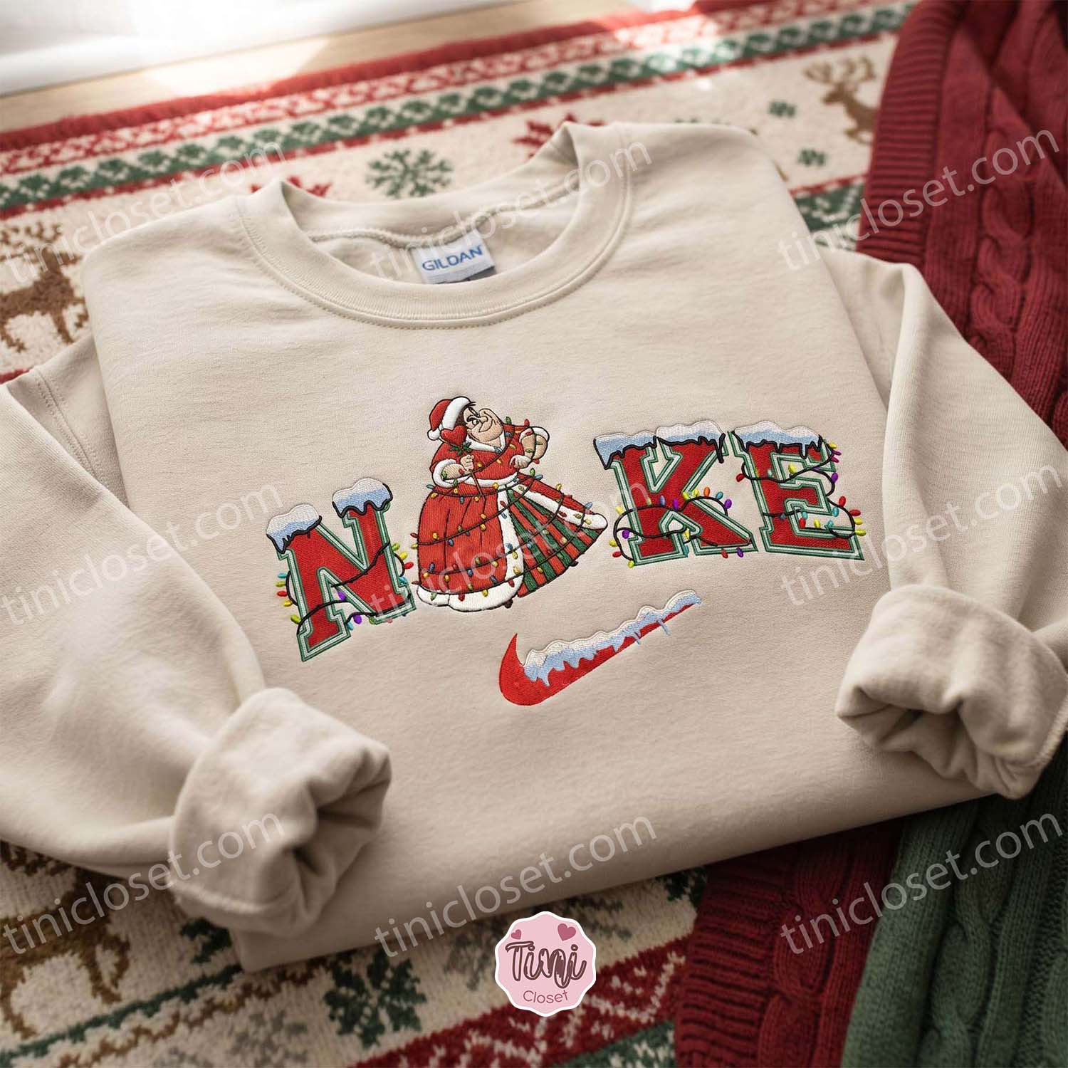 Christmas Queen of Hearts Alice in Wonderland Embroidered Shirt, Disney Characters Embroidered Hoodie, Best Christmas Gift Christmas Queen of Hearts Alice in Wonderland Embroidered Shirt, Disney Characters Embroidered Hoodie, Best Christmas Gift