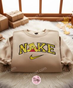 Smiling Winne the Pooh Embroidered Crewneck, Disney Cartoon Embroidered Sweater, Best Gifts for Families 2 Smiling Winne the Pooh Embroidered Crewneck, Disney Cartoon Embroidered Sweater, Best Gifts for Families (2)