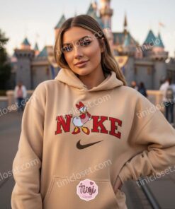 Daisy Duck Embroidered Sweatshirt, Retro Disney Character Shirt, Vintage Style Cartoon Apparel, Birthday Gift for Disney Lovers. (2)