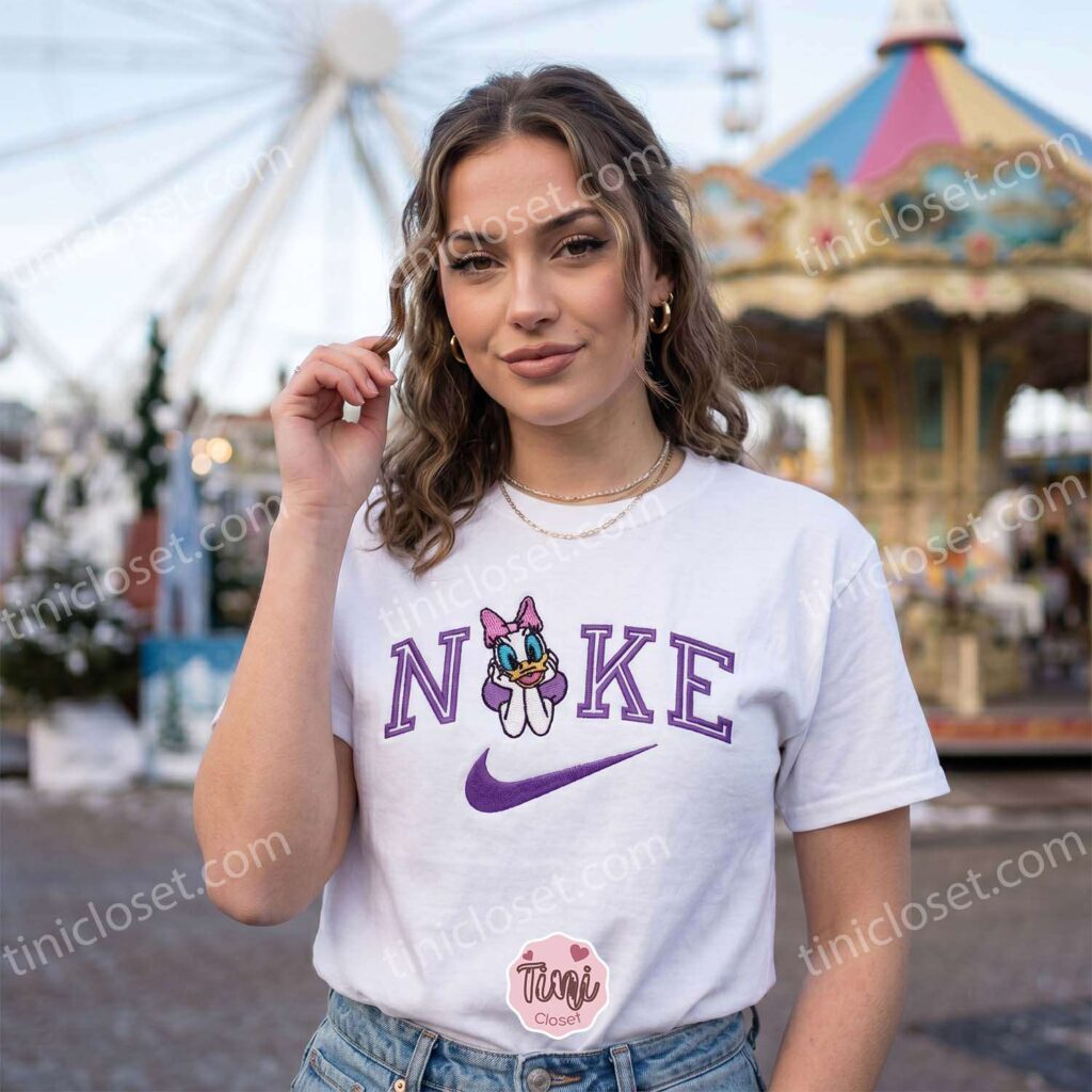 Daisy Duck Embroidered Sweatshirt, Disney Character Embroidered Hoodie, Retro Cartoon Sportswear Shirt Daisy Duck Embroidered Sweatshirt, Disney Character Embroidered Hoodie, Retro Cartoon Sportswear Shirt