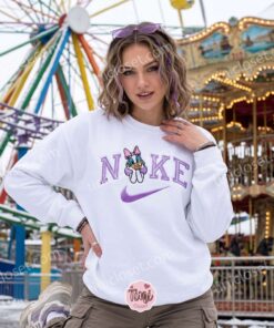 Daisy Duck Embroidered Sweatshirt, Disney Character Embroidered Hoodie, Retro Cartoon Sportswear Shirt 2 Daisy Duck Embroidered Sweatshirt, Disney Character Embroidered Hoodie, Retro Cartoon Sportswear Shirt (3)