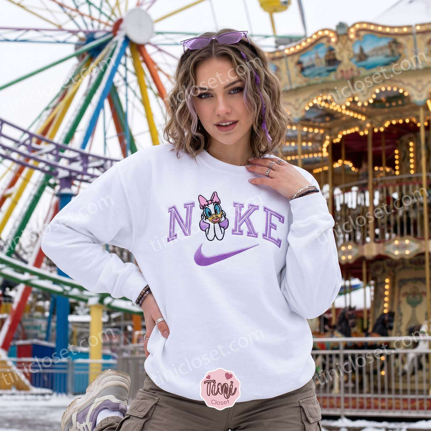Daisy Duck Embroidered Sweatshirt, Disney Character Embroidered Hoodie, Retro Cartoon Sportswear Shirt Daisy Duck Embroidered Sweatshirt, Disney Character Embroidered Hoodie, Retro Cartoon Sportswear Shirt