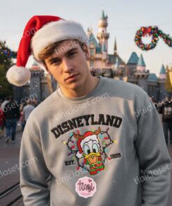 Donald Duck Christmas Lights Disneyland Est 1955 Sweatshirt, Vintage Disney Holiday Crewneck, Festive Theme Park Shirt, Gift for Him Her (1)