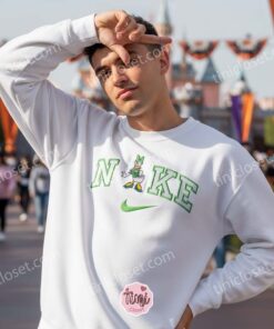 Daisy Duck St. Patrick’s Day Embroidered T-shirt, Retro Disney Character Shirt, Vintage Style Cartoon Apparel, Holiday Gift for Him Her