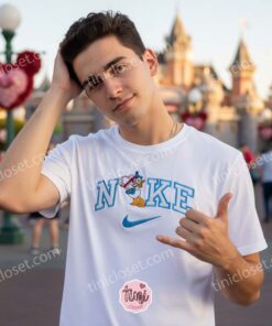 Donald Duck Valentine Embroidered Hoodie, Retro Disney Heart Shirt, Custom Nike Style Duck Sweatshirt, Disney Character Love Apparel, Birthday Gift for Him Her (3)