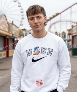 Donald Duck Embroidered Sweatshirt, Disney Character Nike Inspired Hoodie, Custom Donald Duck Embroidered Shirt, Retro Cartoon Sportswear Crewneck 1 Donald Duck Embroidered Sweatshirt, Disney Character Nike Inspired Hoodie, Custom Donald Duck Embroidered Shirt, Retro Cartoon Sportswear Crewneck (2)