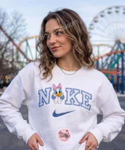 Cute Daisy Duck Embroidered Sweatshirt, Walt Disney Embroidered Hoodie, Cartoon Embroidered T-shirt 2 Cute Daisy Duck Embroidered Sweatshirt, Walt Disney Embroidered Hoodie, Cartoon Embroidered T shirt (2)