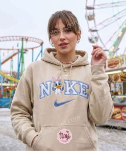 Cute Daisy Duck Embroidered Sweatshirt, Walt Disney Embroidered Hoodie, Cartoon Embroidered T-shirt 3 Cute Daisy Duck Embroidered Sweatshirt, Walt Disney Embroidered Hoodie, Cartoon Embroidered T shirt (3)