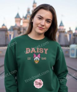 Daisy Duck Est 1940 Embroidered Shirt, Disney Characters Embroidered Hoodie, Best Gift Ideas (1)