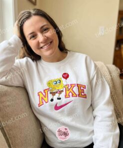 SpongeBob Heart Balloon Embroidered Sweatshirt, Cute Valentine T-shirt, Matching Nostalgic Character Hoodies 2 SpongeBob Heart Balloon Embroidered Sweatshirt, Cute Valentine T shirt, Matching Nostalgic Character Hoodies (2)