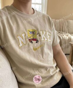 Split Face Good and Evil SpongeBob Embroidered Sweatshirt, Cartoon Embroidered Hoodie, Galentine Gift Ideas 3 Split Face Good and Evil SpongeBob Embroidered Sweatshirt, Cartoon Embroidered Hoodie, Galentine Gift Ideas (4)