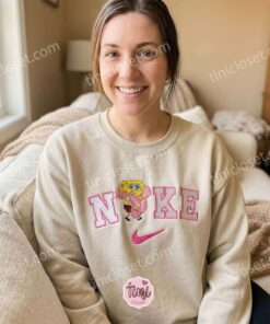 SpongeBob With A Pink Feather Boa Cartoon Embroidered Sweatshirt, SpongeBob SquarePants Embroidered Hoodie, Sending A Hug Gift (2)