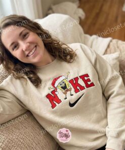 Nostalgic Christmas SpongeBob Cartoon Embroidery Sweatshirt, Funny Holiday Character Apparel, Cozy Gifts For Friends (3)