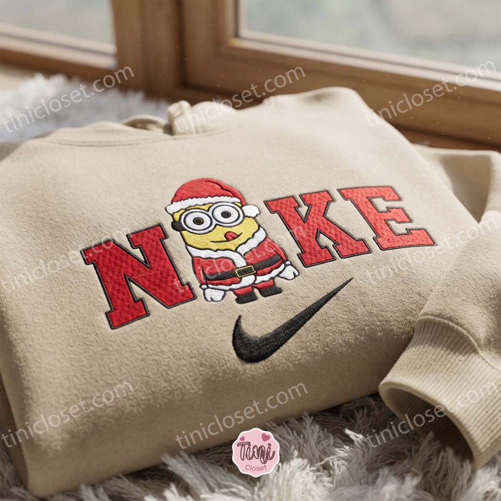 Dave Minion Santa Claus Embroidered Sweatshirt, Minions Movie Embroidered Shirt, Best Christmas Day Gift Ideas Dave Minion Santa Claus Embroidered Sweatshirt, Minions Movie Embroidered Shirt, Best Christmas Day Gift Ideas