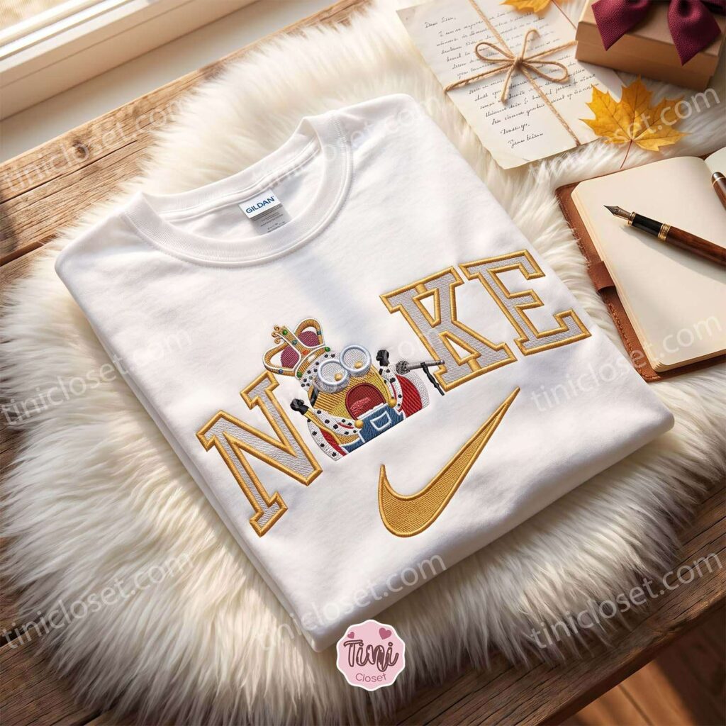 King Bob Minion Embroidered Hoodie, Minions Movie Embroidered Sweatshirt, Unique Gift Ideas For Family And Friends