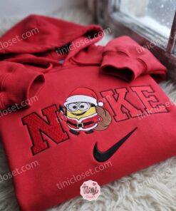 Minion Bob Santa Claus Embroidered Sweatshirt, Minions Movie Characters Embroidered Shirt, Best Christmas Gift 3 Minion Bob Santa Claus Embroidered Sweatshirt, Minions Movie Characters Embroidered Shirt, Best Christmas Gift (4)