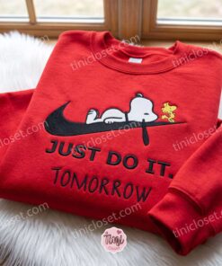 Snoopy Embroidered Sweatshirt, Cute Valentine Crewneck, Unisex Cozy Pullover, Valentine's Day Gift for Him Her 2 Snoopy Embroidered Sweatshirt, Cute Valentine Crewneck, Unisex Cozy Pullover, Valentine’s Day Gift for Him Her (1)