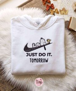 Snoopy Embroidered Sweatshirt, Cute Valentine Crewneck, Unisex Cozy Pullover, Valentine's Day Gift for Him Her 2 Snoopy Embroidered Sweatshirt, Cute Valentine Crewneck, Unisex Cozy Pullover, Valentine's Day Gift for Him Her (4)
