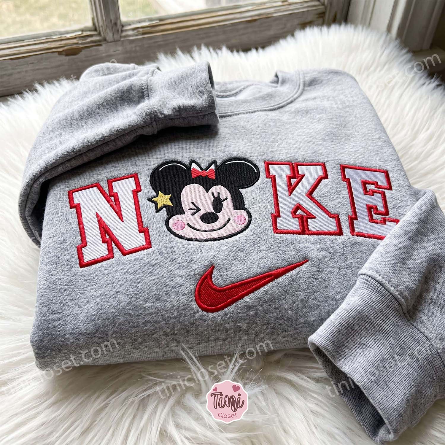 Minnie Mouse Embroidered T-shirt, Disney Embroidered Shirt, Cartoon Character Crewneck, Cozy Unisex Pullover Minnie Mouse Embroidered T-shirt, Disney Embroidered Shirt, Cartoon Character Crewneck, Cozy Unisex Pullover